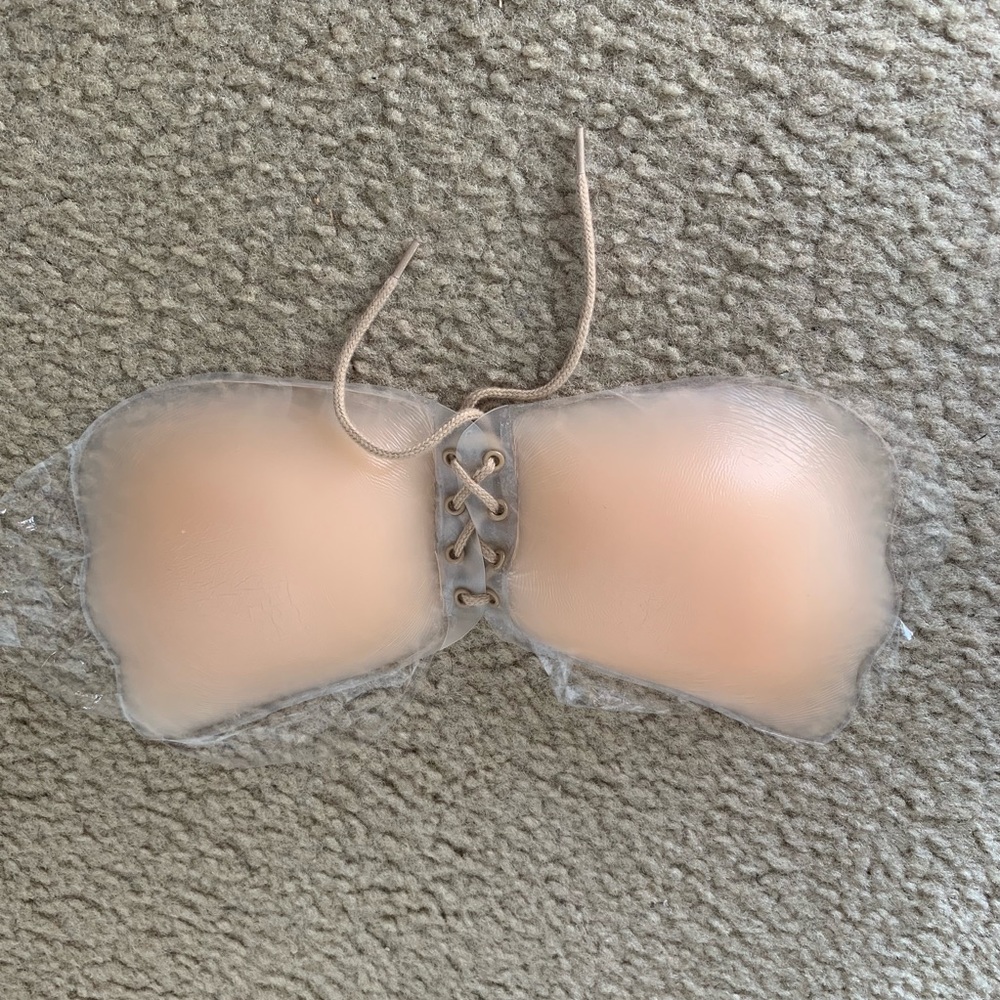 Silicone sticky bra